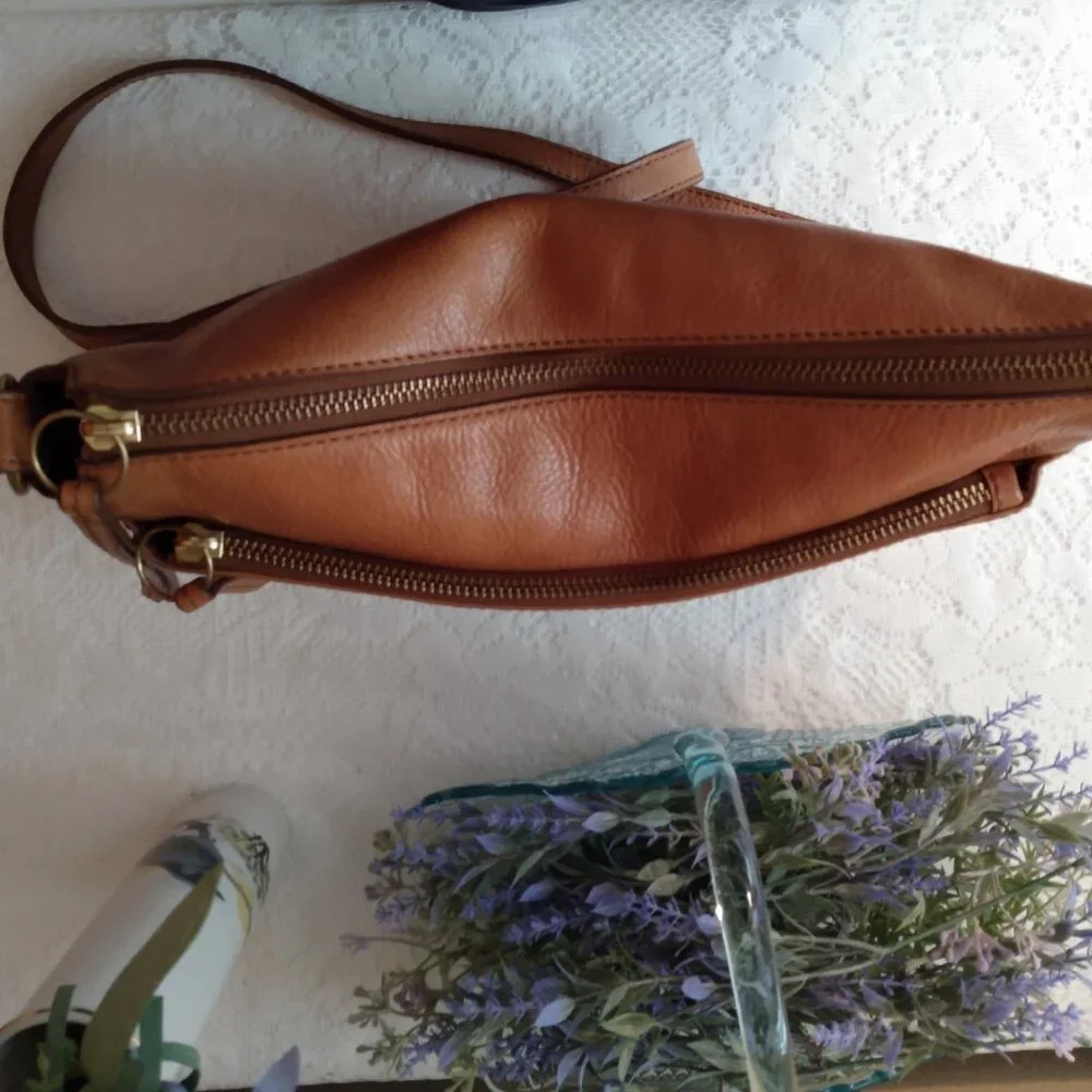 Vintage, genuine leather, fossil bag, in excellent condition 12x8x2 - Picture 14 of 16